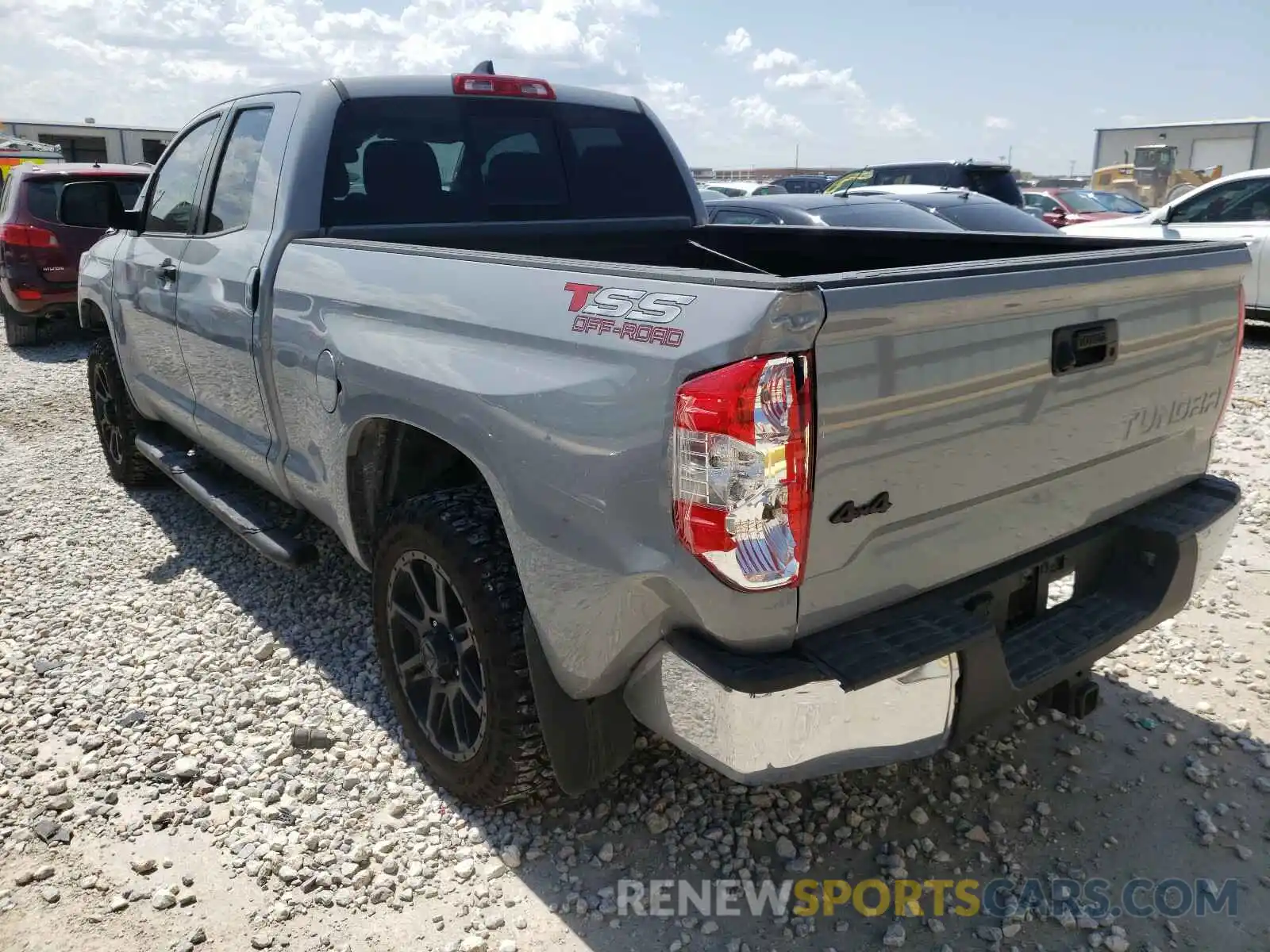 3 Photograph of a damaged car 5TFUY5F17LX875465 TOYOTA TUNDRA 2020