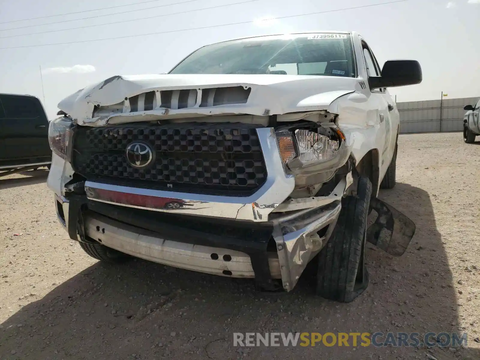 9 Photograph of a damaged car 5TFUY5F17LX877412 TOYOTA TUNDRA 2020