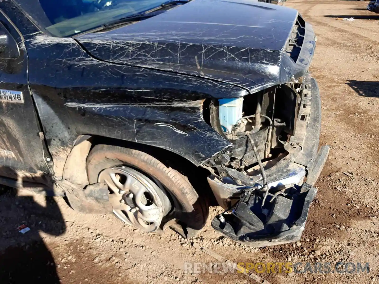 9 Photograph of a damaged car 5TFUY5F17LX886031 TOYOTA TUNDRA 2020