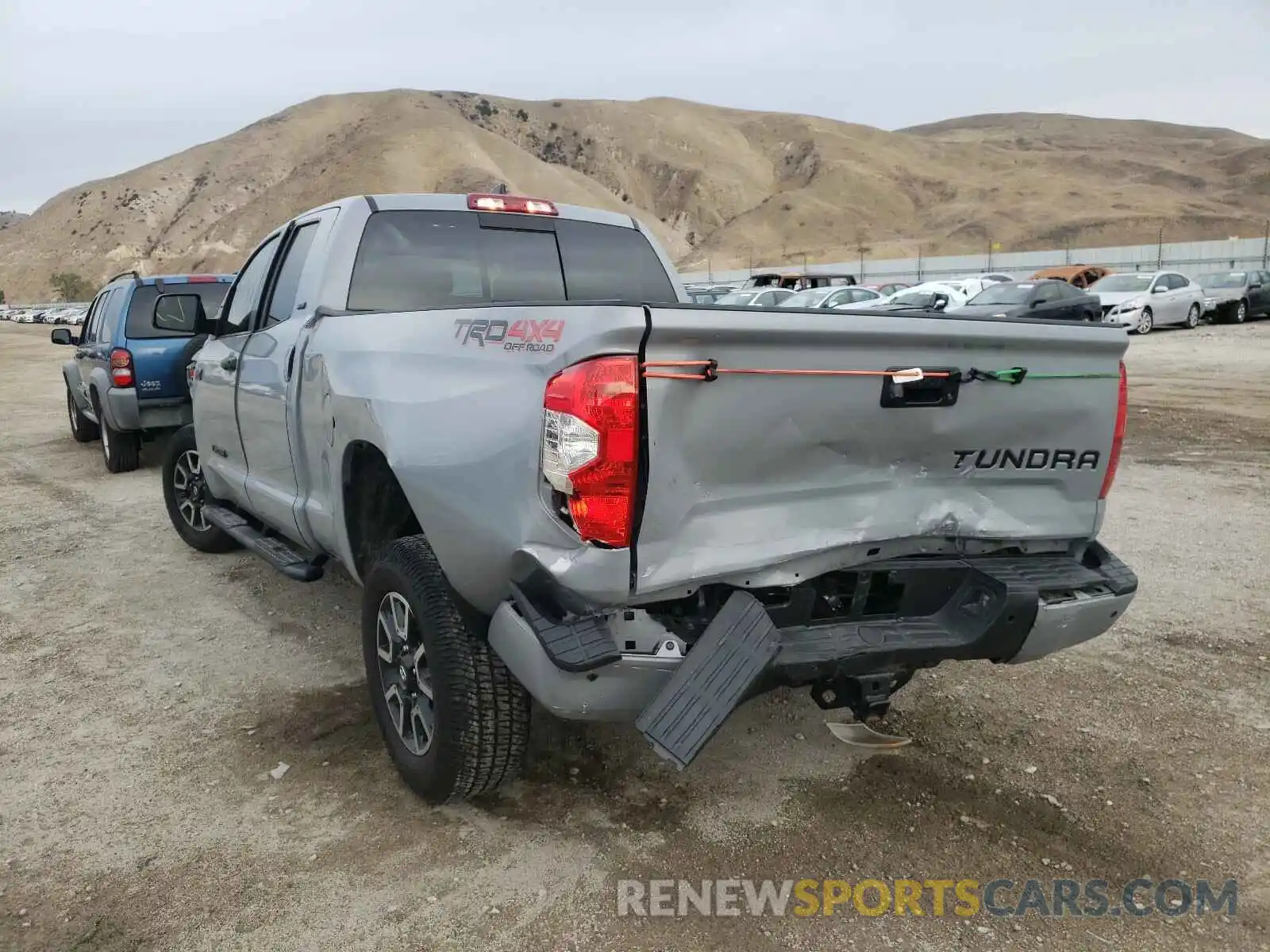 3 Photograph of a damaged car 5TFUY5F17LX915463 TOYOTA TUNDRA 2020