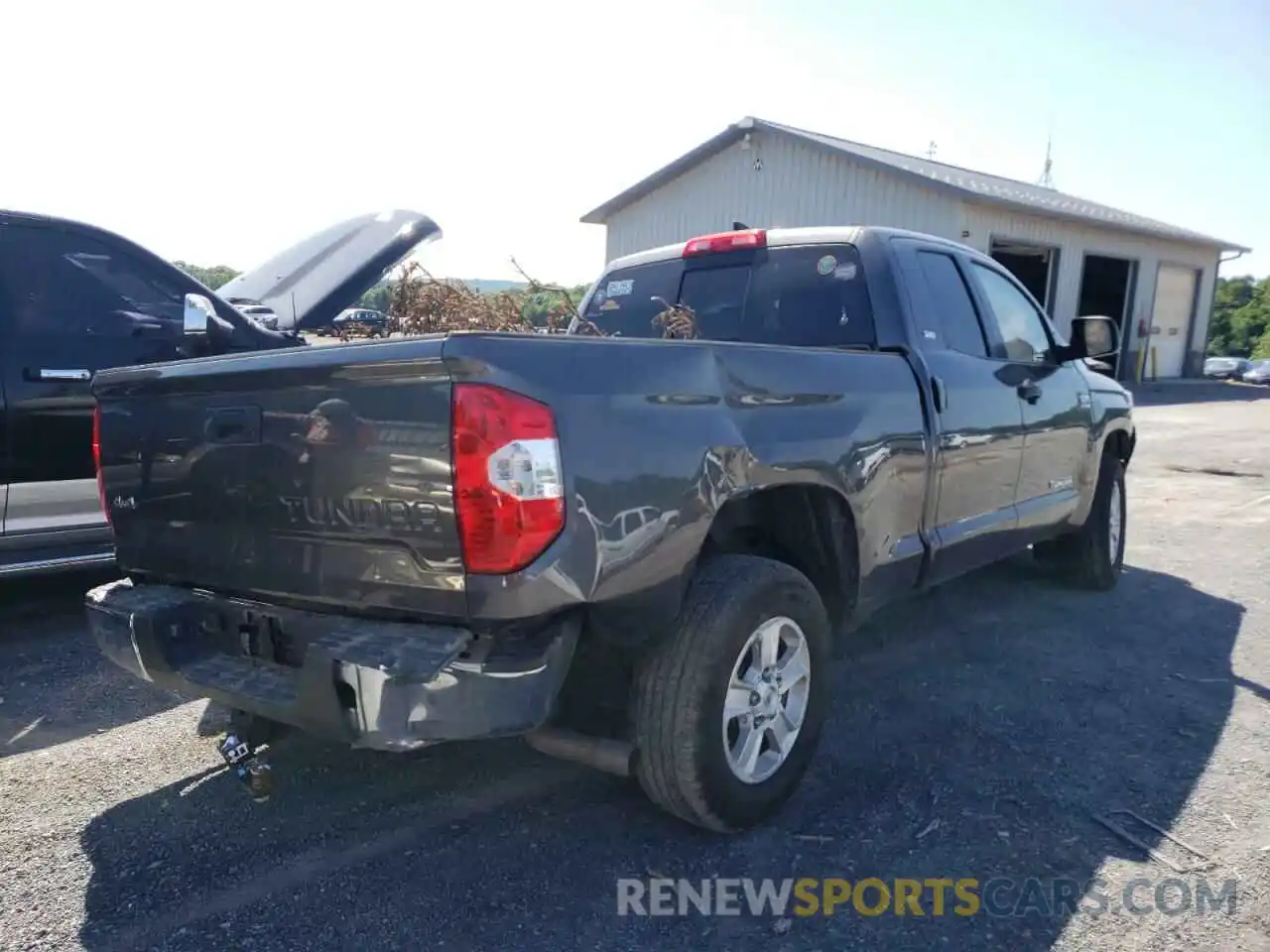 4 Photograph of a damaged car 5TFUY5F18LX872252 TOYOTA TUNDRA 2020