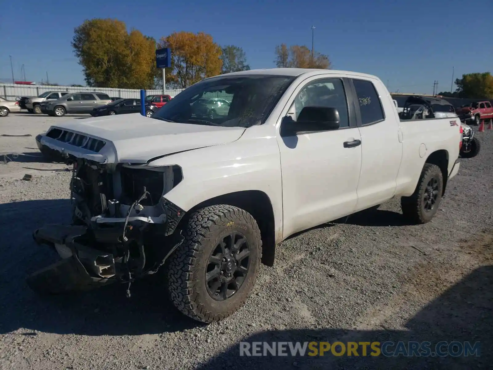 2 Photograph of a damaged car 5TFUY5F18LX872512 TOYOTA TUNDRA 2020