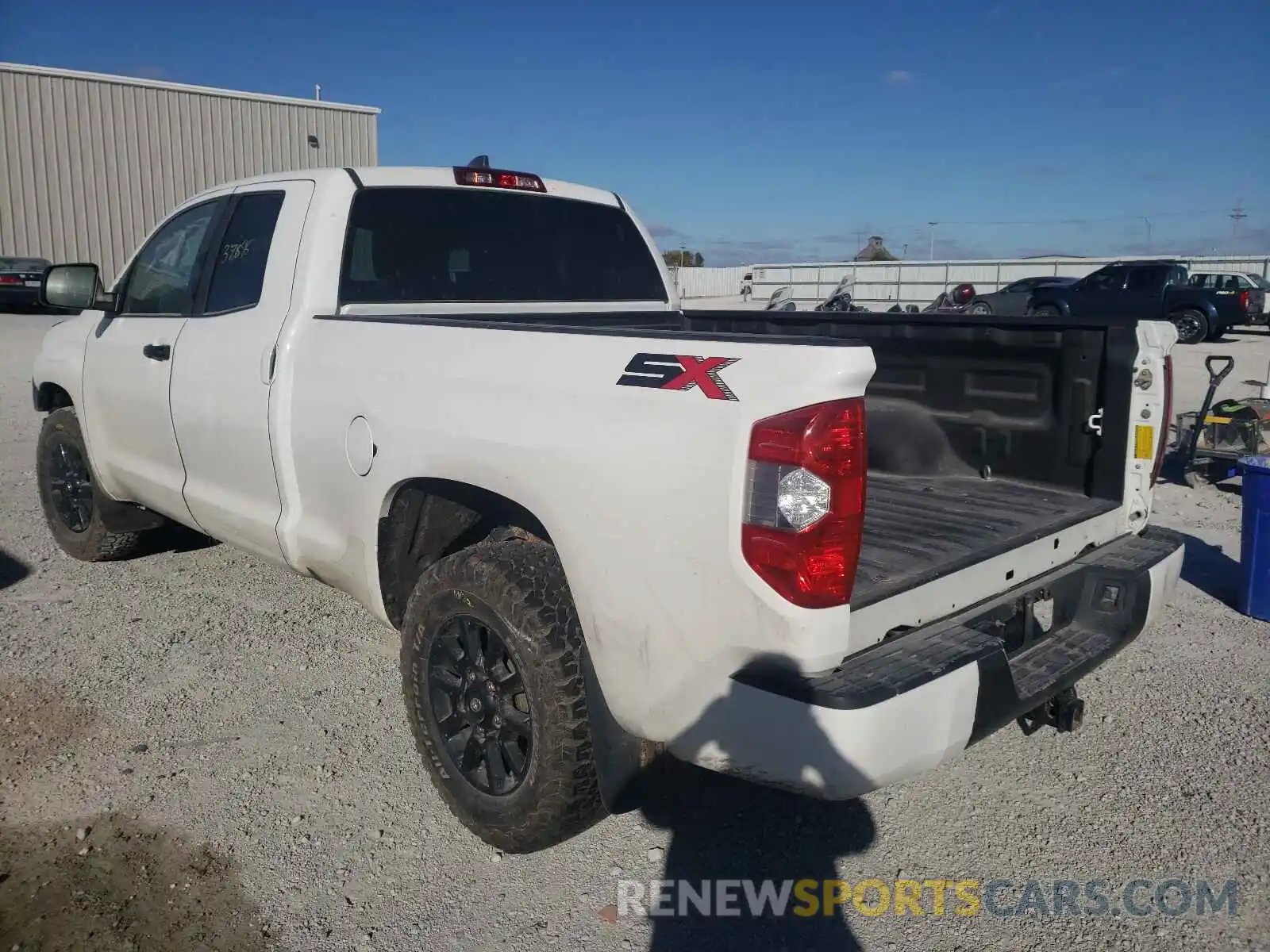 3 Photograph of a damaged car 5TFUY5F18LX872512 TOYOTA TUNDRA 2020