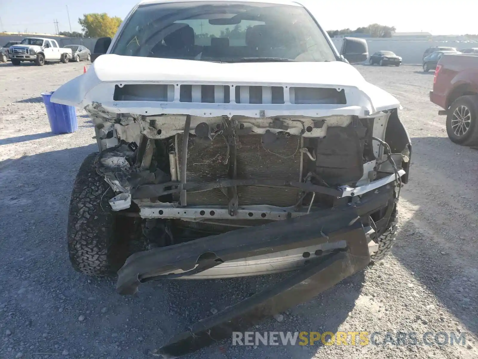 9 Photograph of a damaged car 5TFUY5F18LX872512 TOYOTA TUNDRA 2020