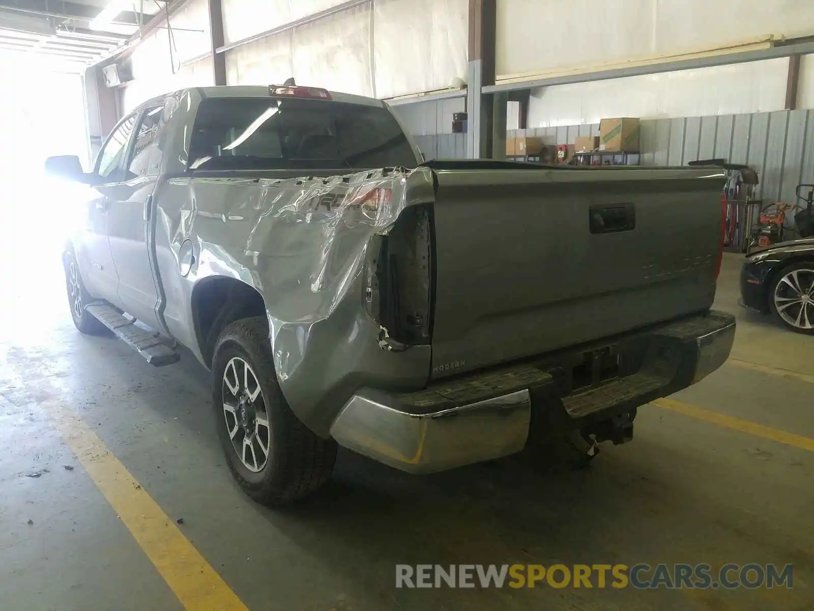 3 Photograph of a damaged car 5TFUY5F18LX875961 TOYOTA TUNDRA 2020