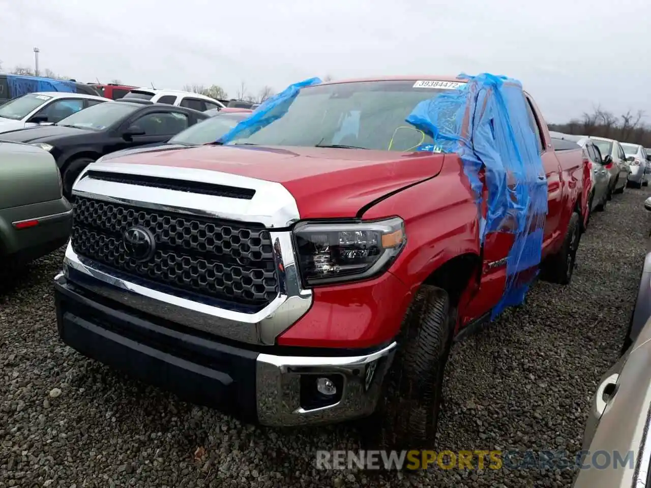 2 Photograph of a damaged car 5TFUY5F18LX885891 TOYOTA TUNDRA 2020