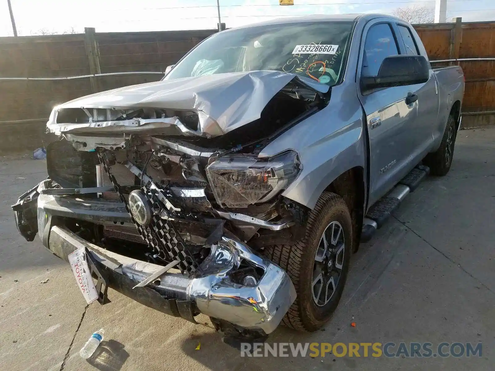 2 Photograph of a damaged car 5TFUY5F19LX904836 TOYOTA TUNDRA 2020