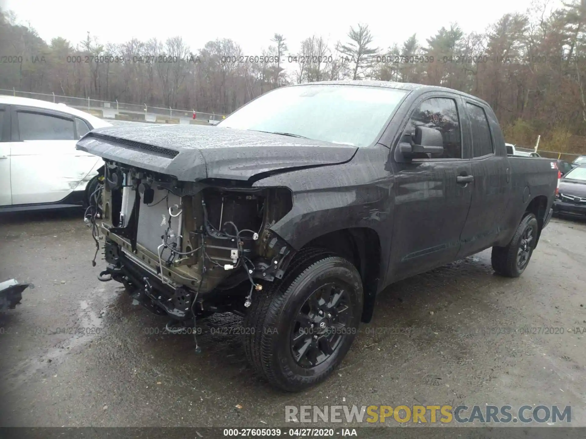 2 Photograph of a damaged car 5TFUY5F1XLX870910 TOYOTA TUNDRA 2020