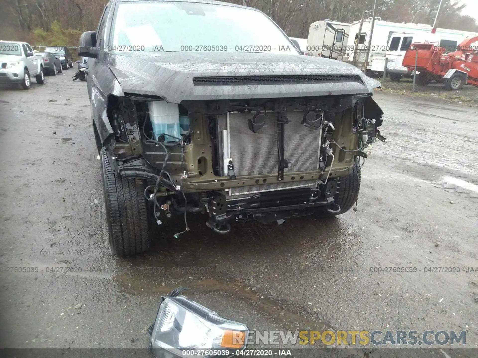 6 Photograph of a damaged car 5TFUY5F1XLX870910 TOYOTA TUNDRA 2020
