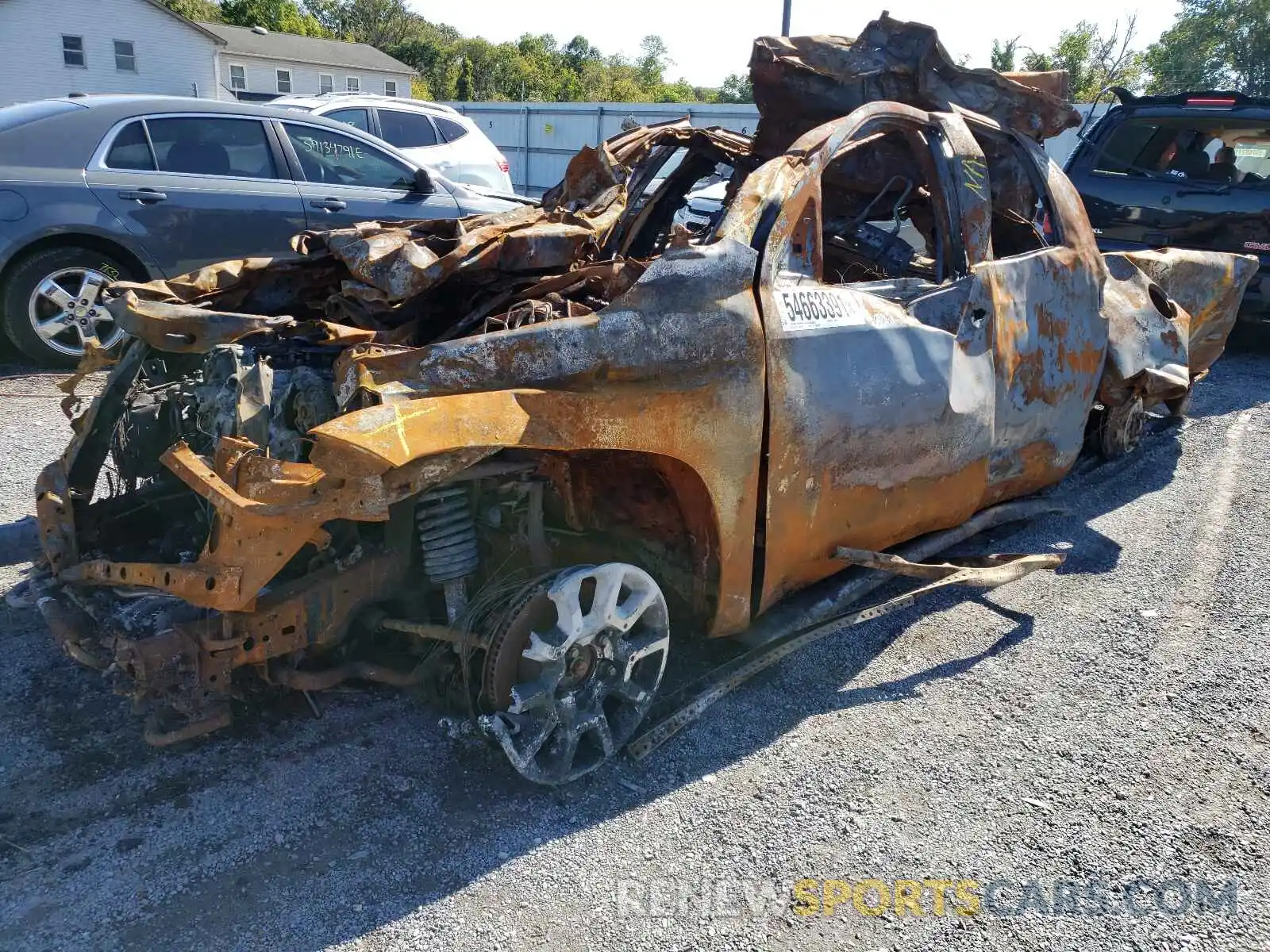 2 Photograph of a damaged car 5TFUY5F1XLX888551 TOYOTA TUNDRA 2020