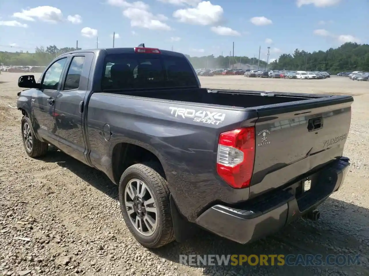 3 Photograph of a damaged car 5TFUY5F1XLX929034 TOYOTA TUNDRA 2020