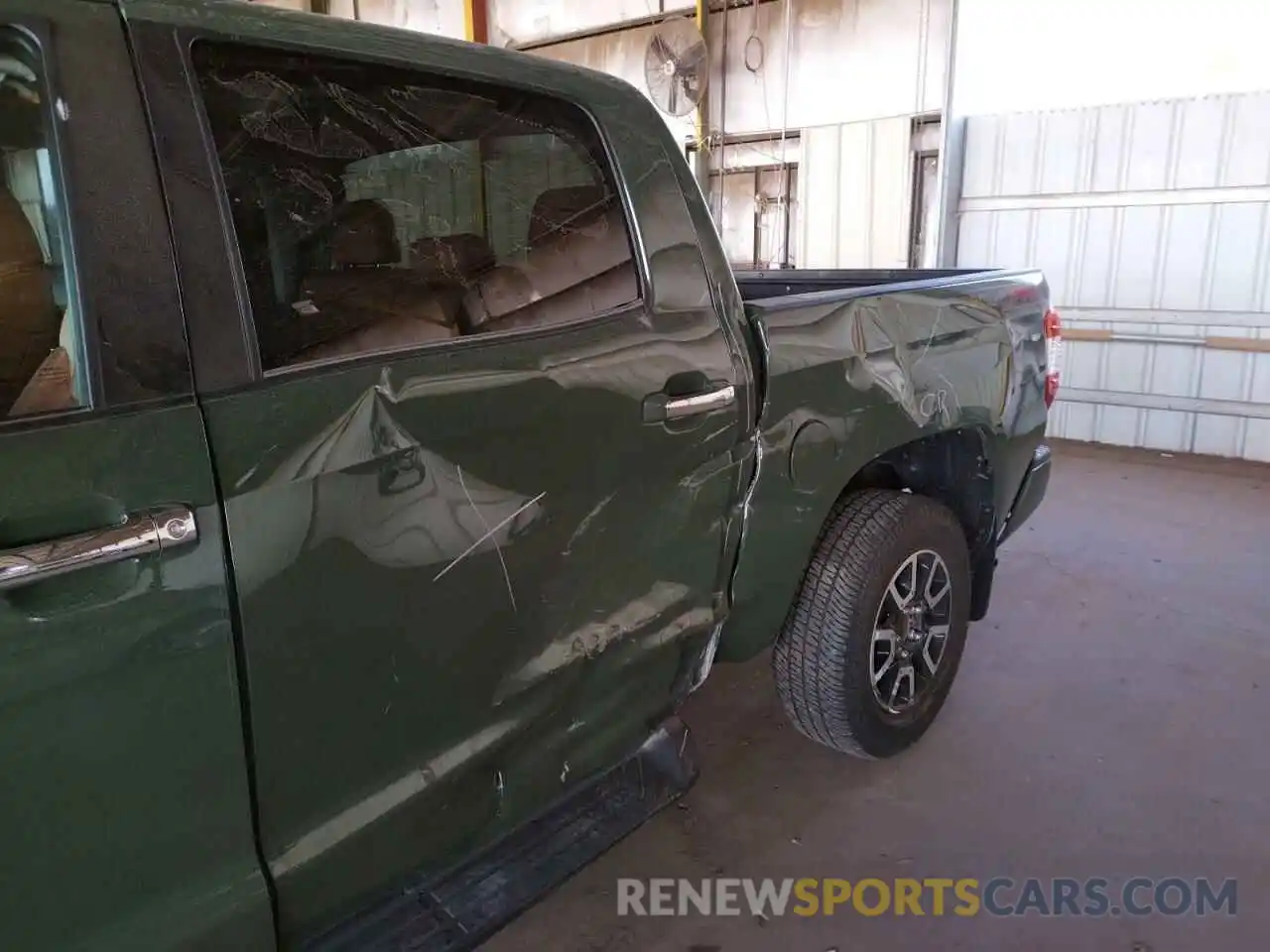 9 Photograph of a damaged car 5TFAY5F14MX987760 TOYOTA TUNDRA 2021