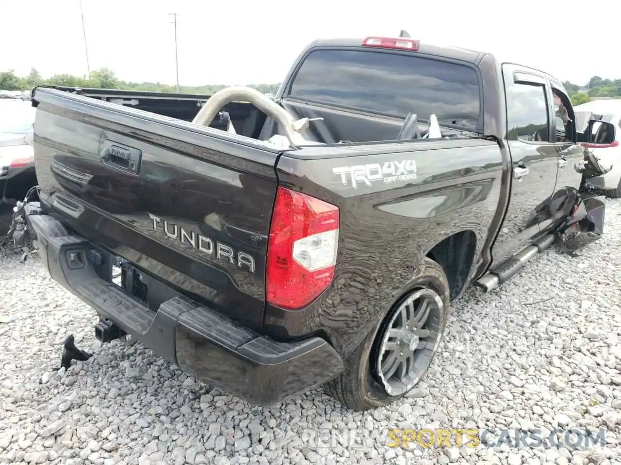 4 Photograph of a damaged car 5TFAY5F17MX978230 TOYOTA TUNDRA 2021