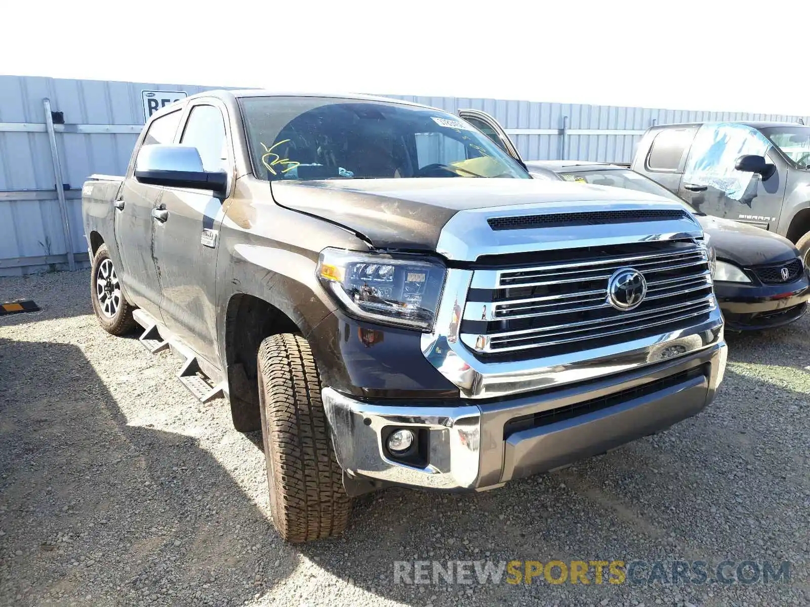 1 Photograph of a damaged car 5TFAY5F17MX995089 TOYOTA TUNDRA 2021