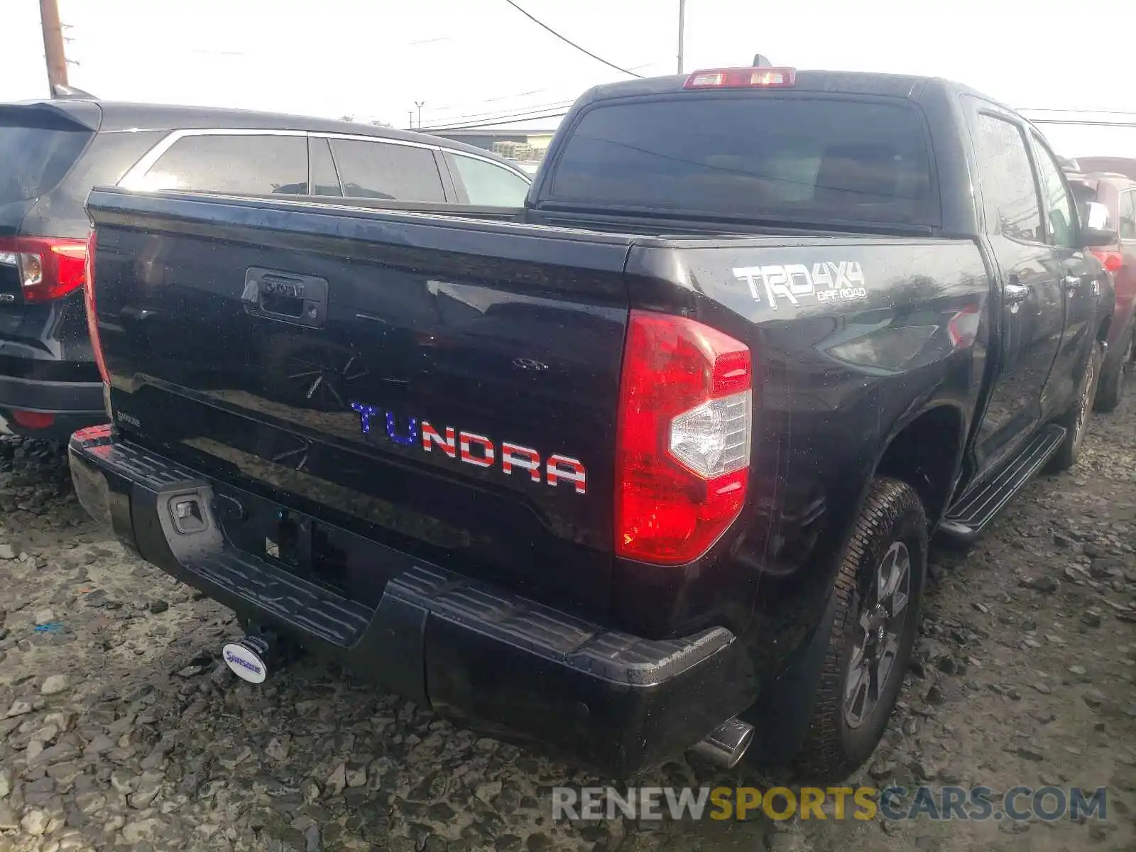 4 Photograph of a damaged car 5TFAY5F19MX029116 TOYOTA TUNDRA 2021