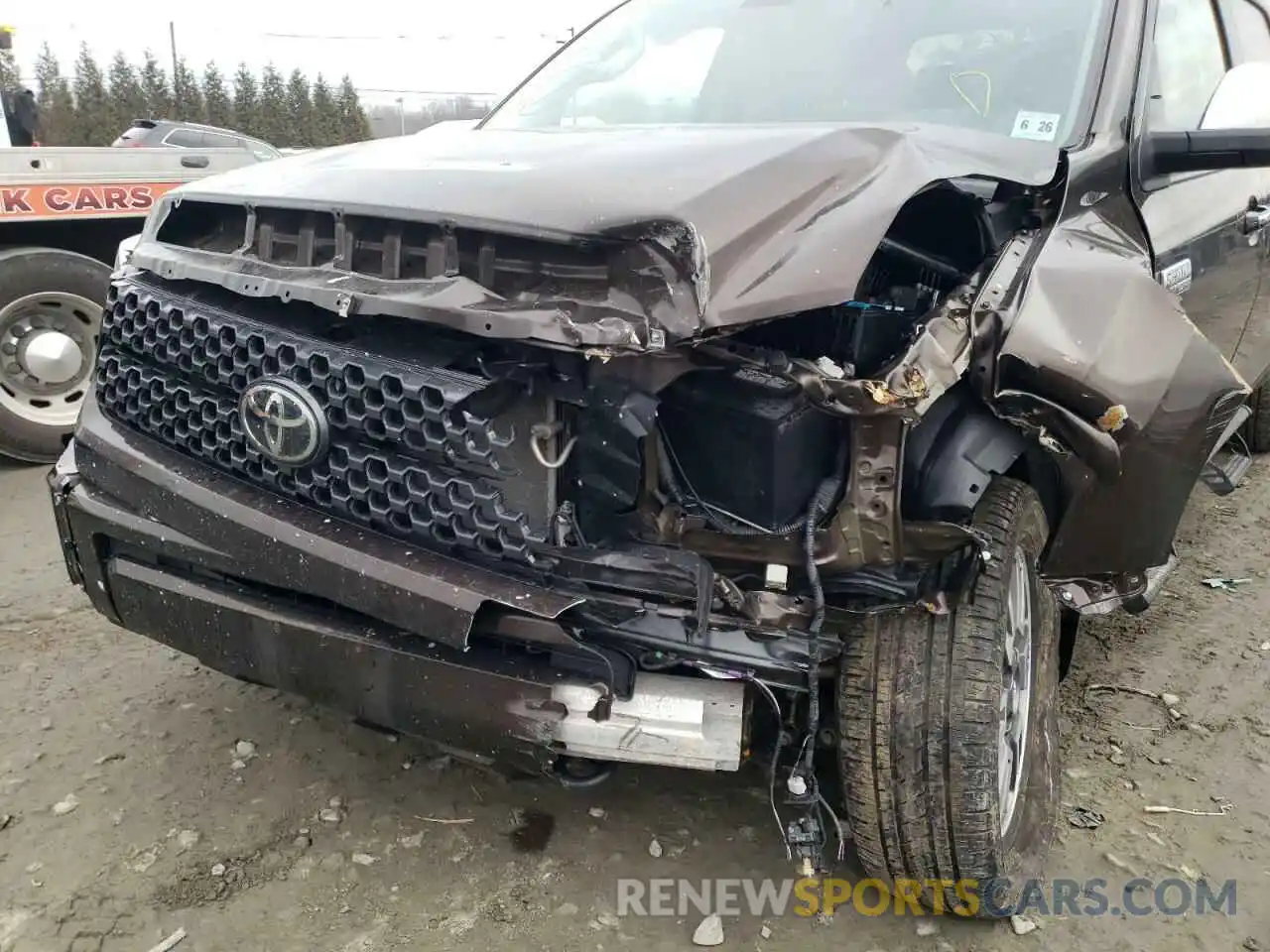 9 Photograph of a damaged car 5TFAY5F19MX980335 TOYOTA TUNDRA 2021