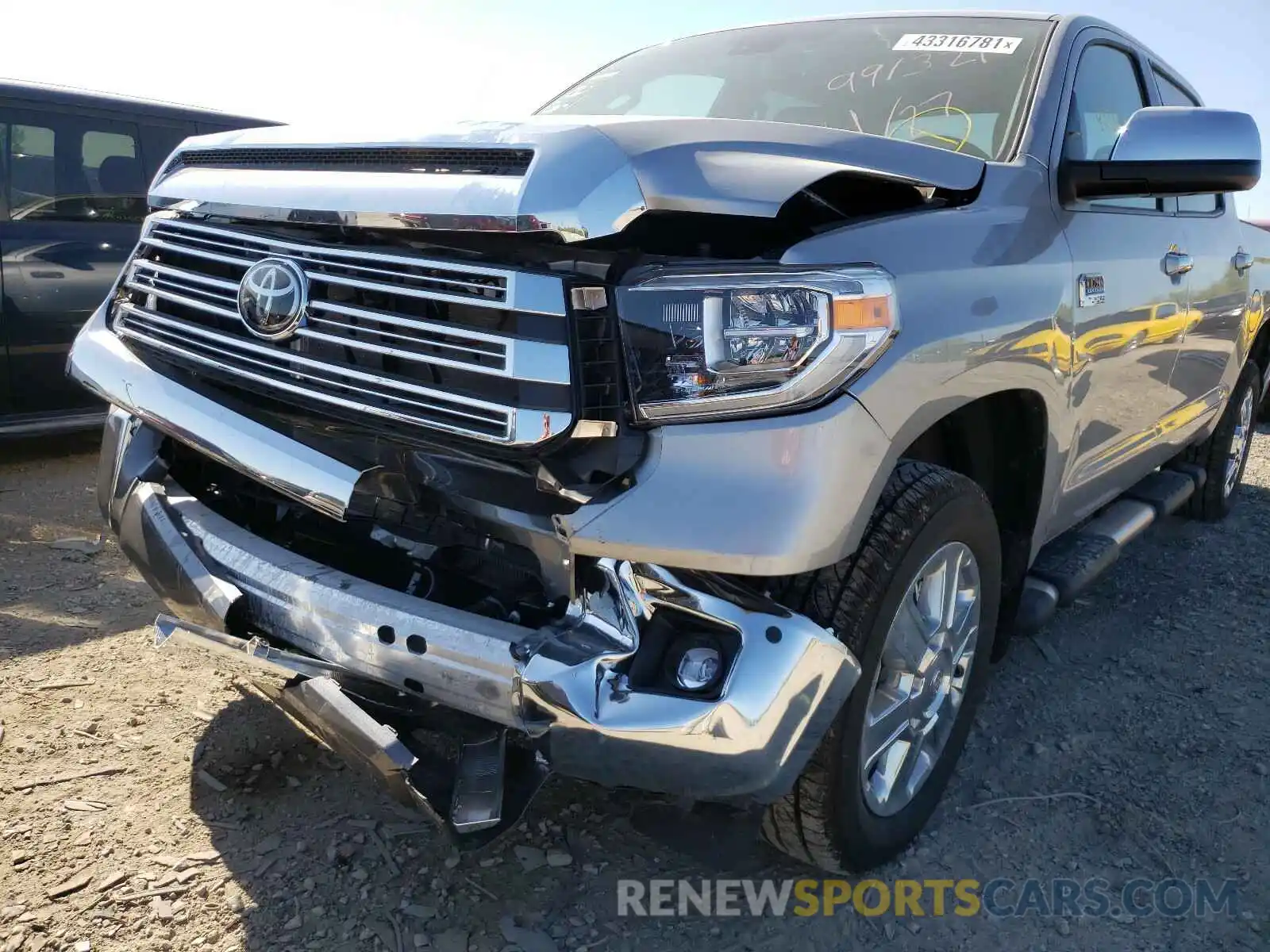 9 Photograph of a damaged car 5TFAY5F19MX991321 TOYOTA TUNDRA 2021