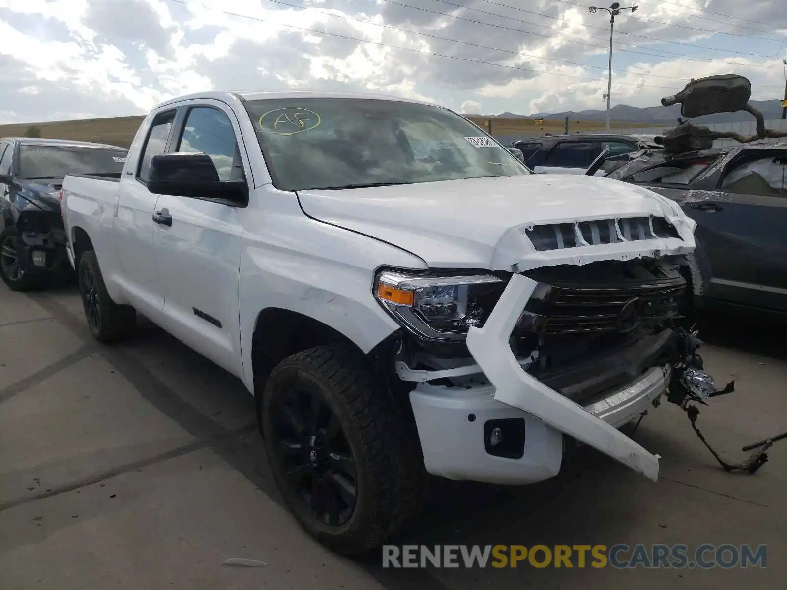 1 Photograph of a damaged car 5TFBY5F10MX979806 TOYOTA TUNDRA 2021