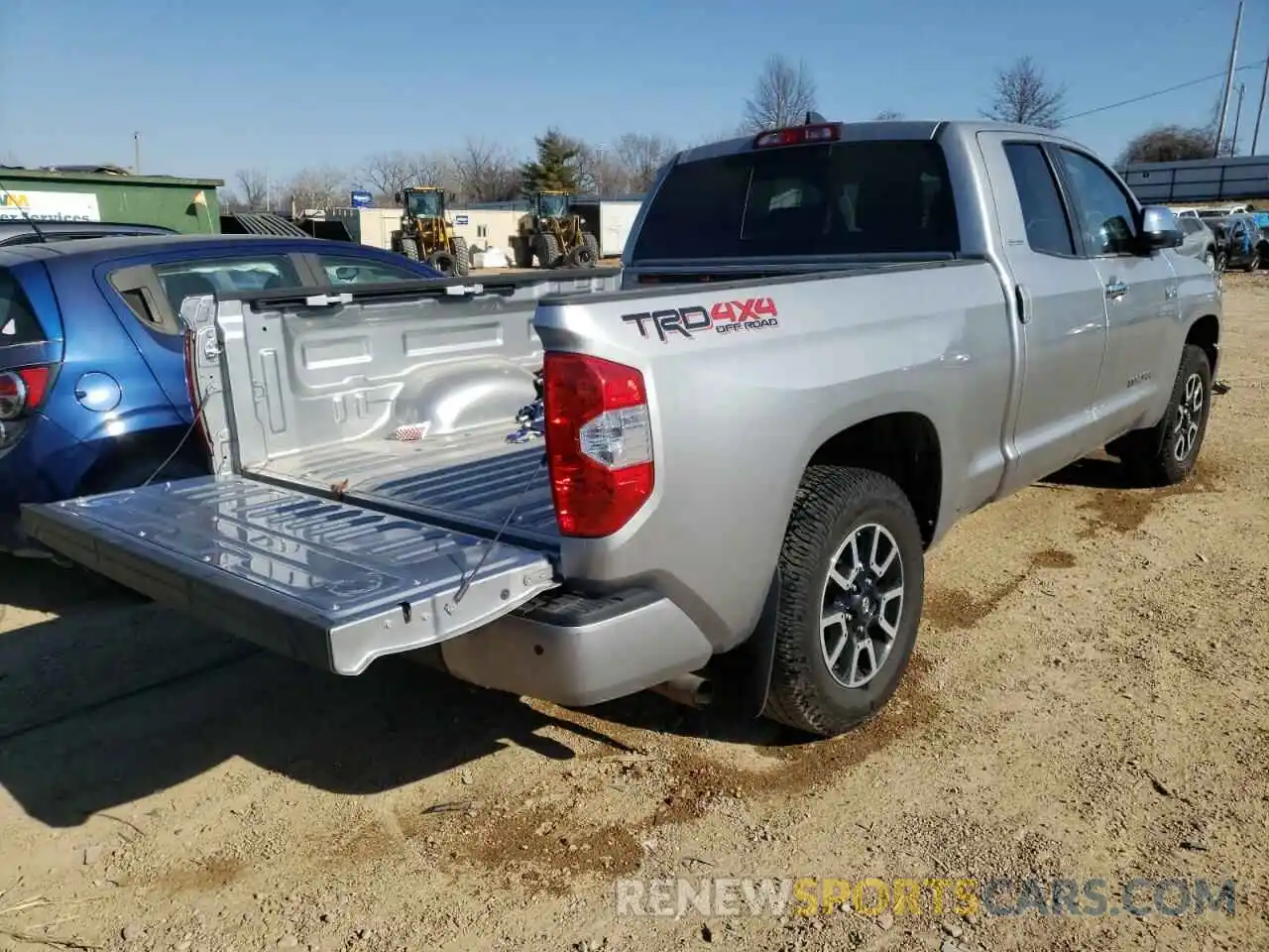 4 Photograph of a damaged car 5TFBY5F13MX004006 TOYOTA TUNDRA 2021