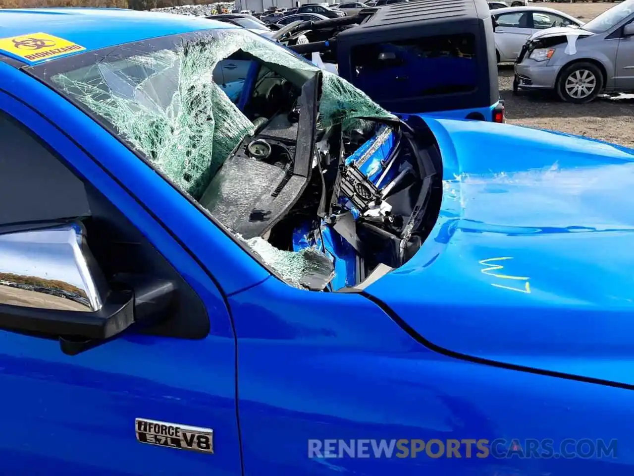 9 Photograph of a damaged car 5TFBY5F1XMX005315 TOYOTA TUNDRA 2021