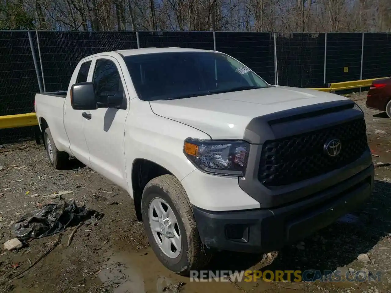 1 Photograph of a damaged car 5TFCY5F16MX027767 TOYOTA TUNDRA 2021