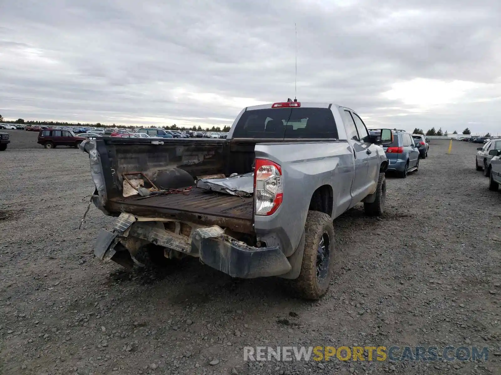 4 Photograph of a damaged car 5TFCY5F18MX027771 TOYOTA TUNDRA 2021