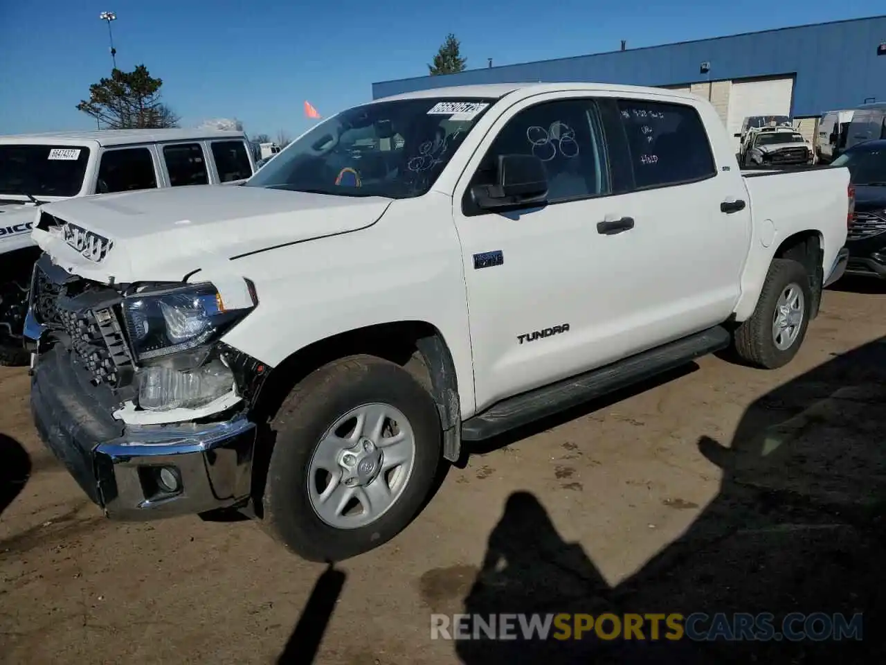 1 Photograph of a damaged car 5TFDY5F10MX020043 TOYOTA TUNDRA 2021