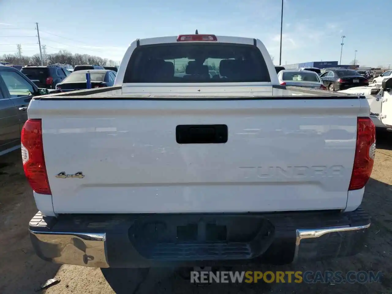 6 Photograph of a damaged car 5TFDY5F10MX020043 TOYOTA TUNDRA 2021