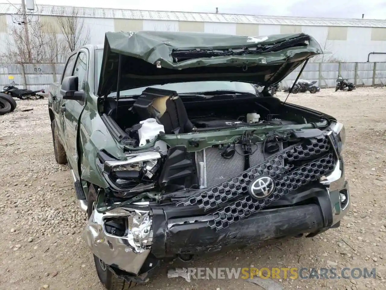 9 Photograph of a damaged car 5TFDY5F10MX041121 TOYOTA TUNDRA 2021