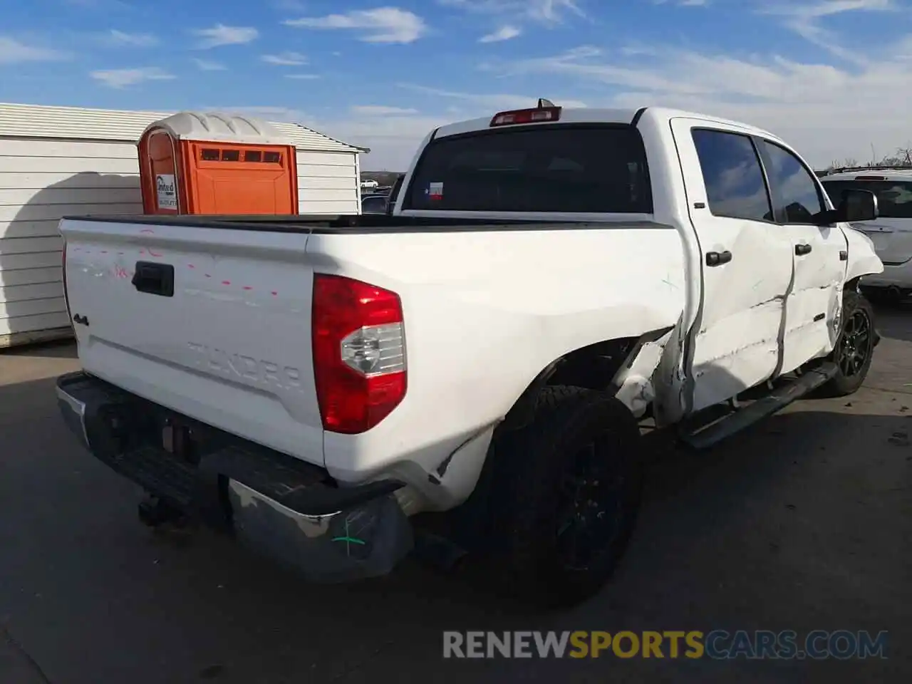 4 Photograph of a damaged car 5TFDY5F10MX958446 TOYOTA TUNDRA 2021