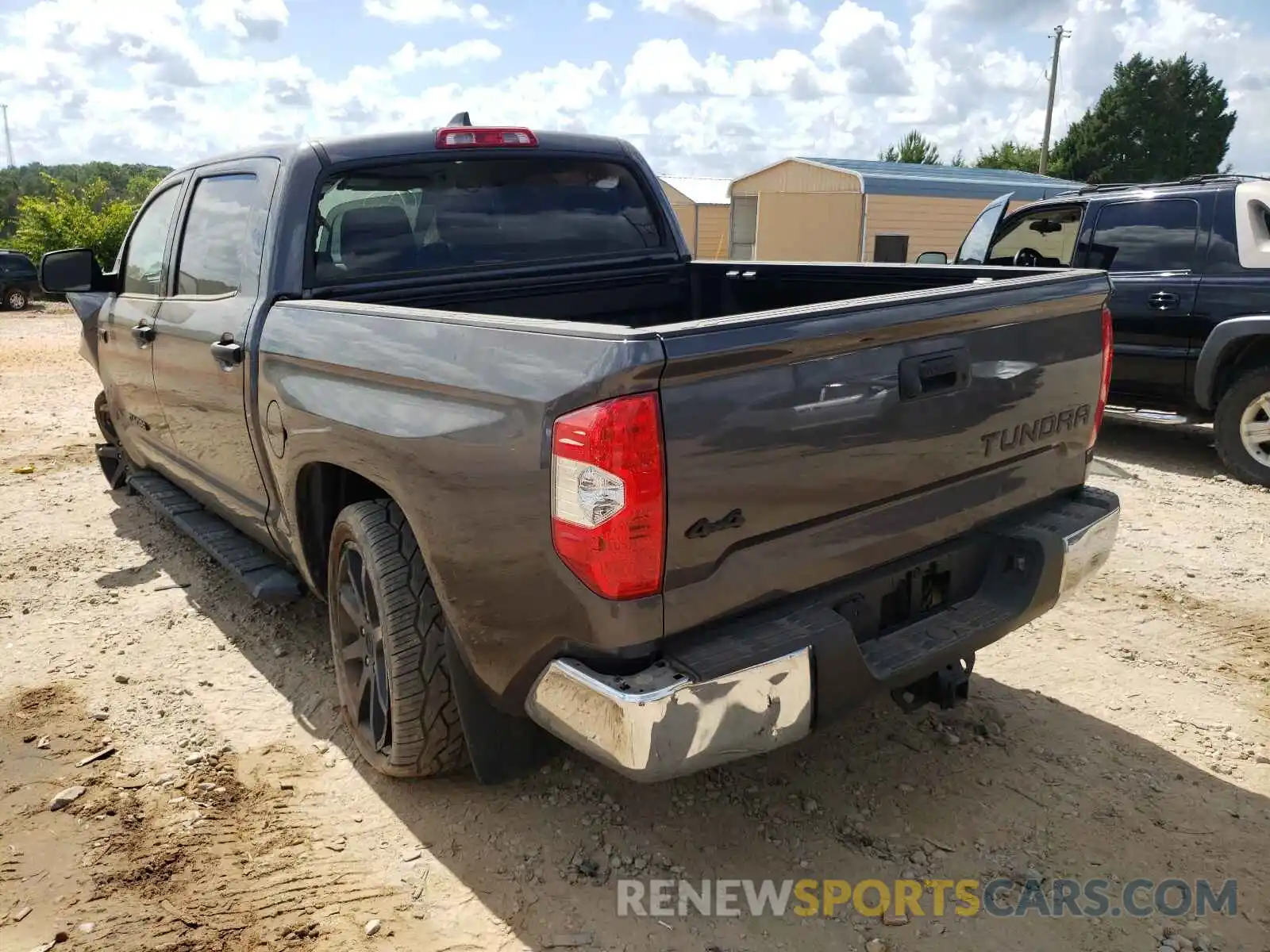 3 Photograph of a damaged car 5TFDY5F10MX967034 TOYOTA TUNDRA 2021