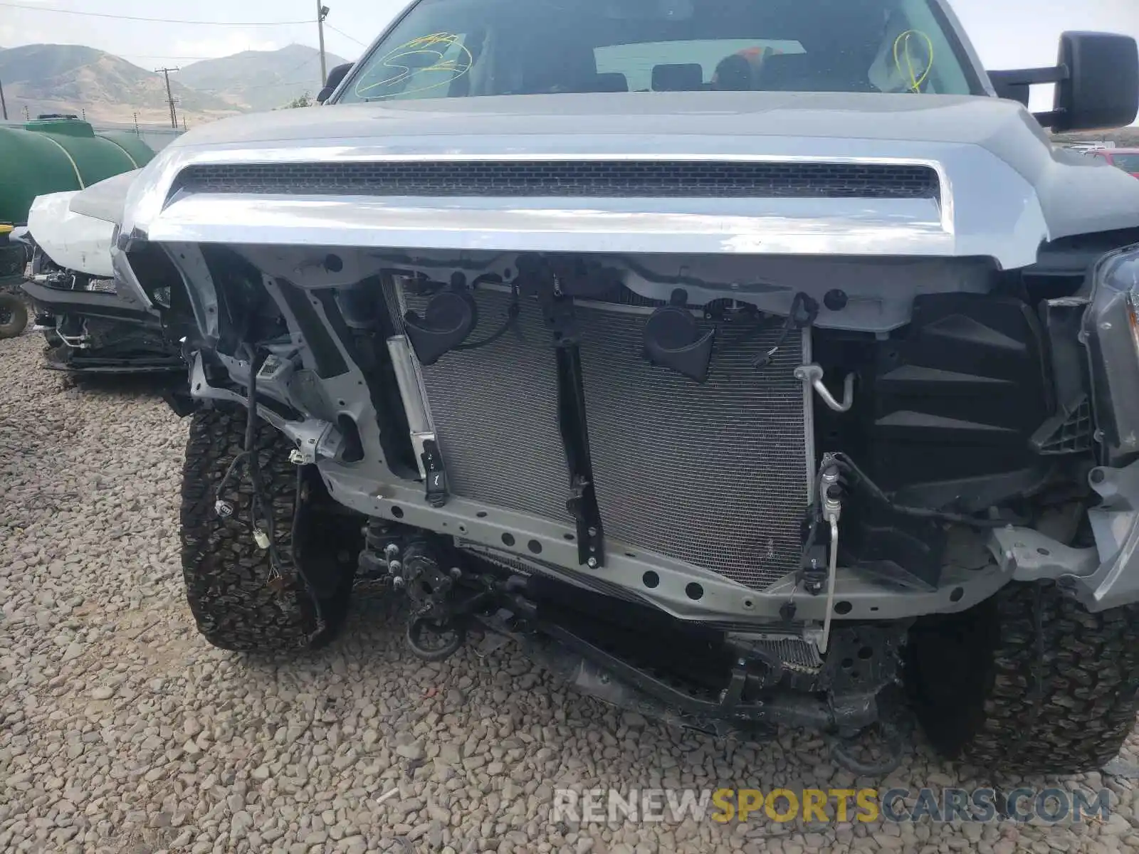 9 Photograph of a damaged car 5TFDY5F10MX967485 TOYOTA TUNDRA 2021