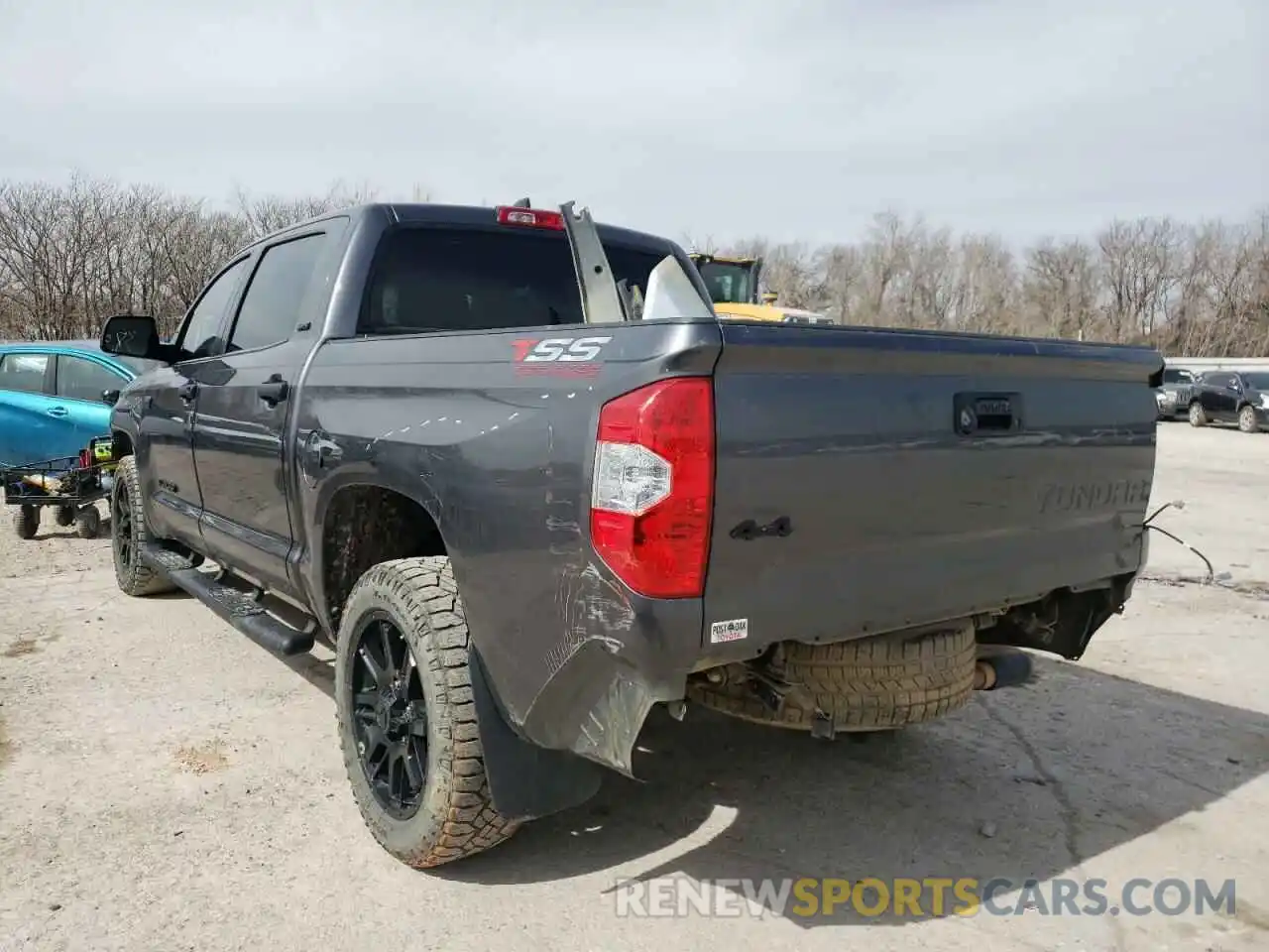 3 Photograph of a damaged car 5TFDY5F10MX982424 TOYOTA TUNDRA 2021