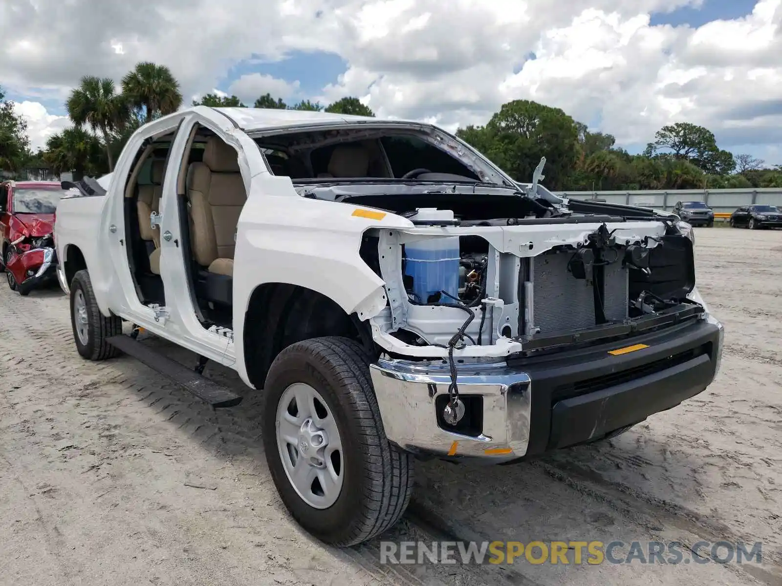 1 Photograph of a damaged car 5TFDY5F10MX990541 TOYOTA TUNDRA 2021