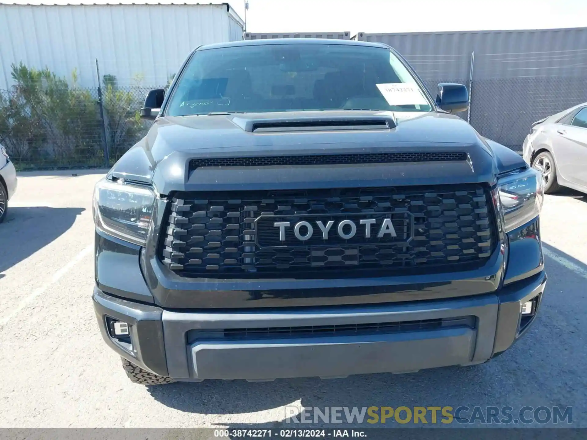 13 Photograph of a damaged car 5TFDY5F10MX991737 TOYOTA TUNDRA 2021