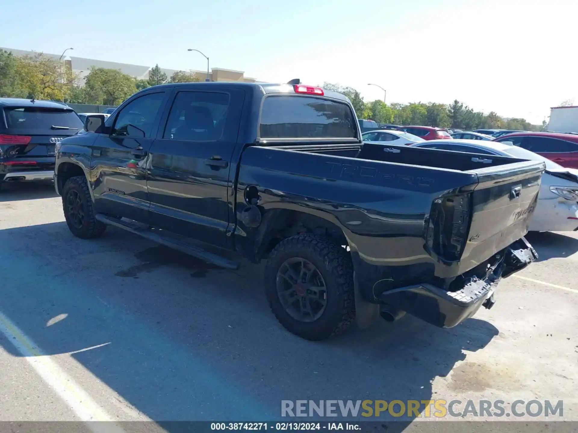 3 Photograph of a damaged car 5TFDY5F10MX991737 TOYOTA TUNDRA 2021