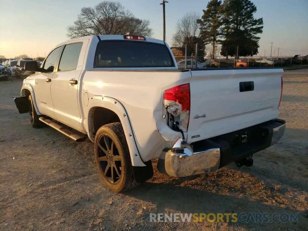 3 Photograph of a damaged car 5TFDY5F11MX022691 TOYOTA TUNDRA 2021