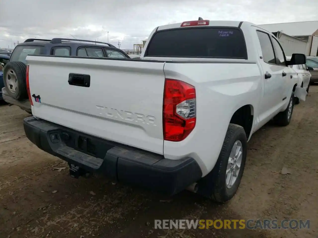 4 Photograph of a damaged car 5TFDY5F11MX025591 TOYOTA TUNDRA 2021