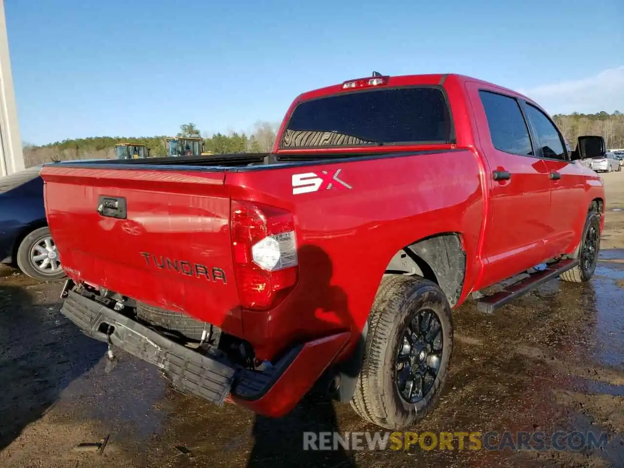 4 Photograph of a damaged car 5TFDY5F11MX965986 TOYOTA TUNDRA 2021