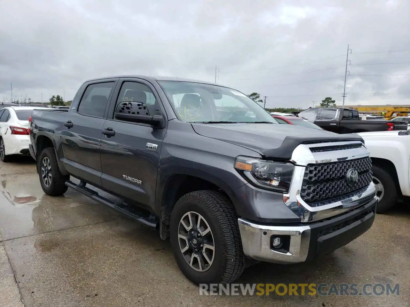 1 Photograph of a damaged car 5TFDY5F11MX989043 TOYOTA TUNDRA 2021