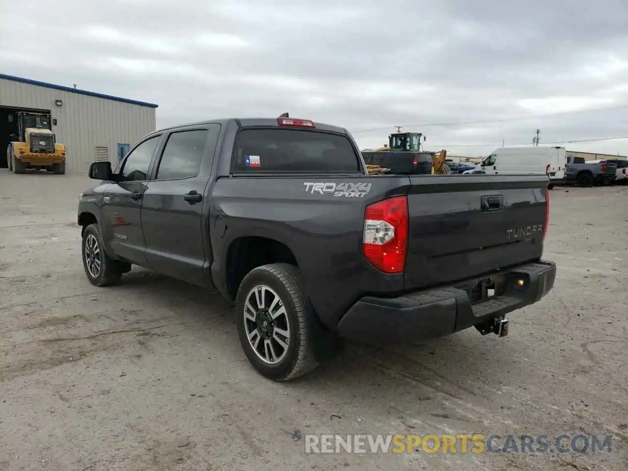 3 Photograph of a damaged car 5TFDY5F11MX993433 TOYOTA TUNDRA 2021