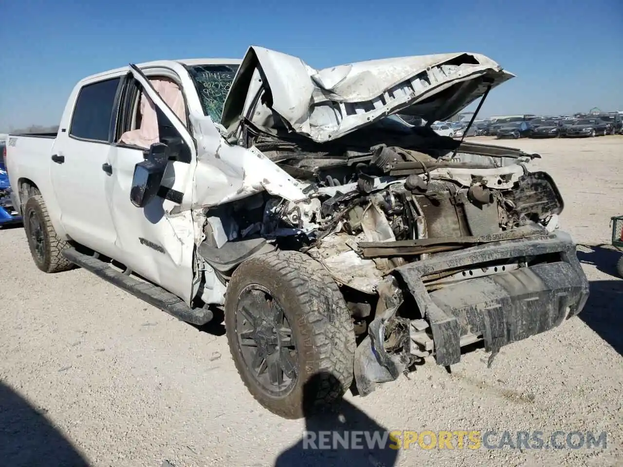 1 Photograph of a damaged car 5TFDY5F11MX993500 TOYOTA TUNDRA 2021