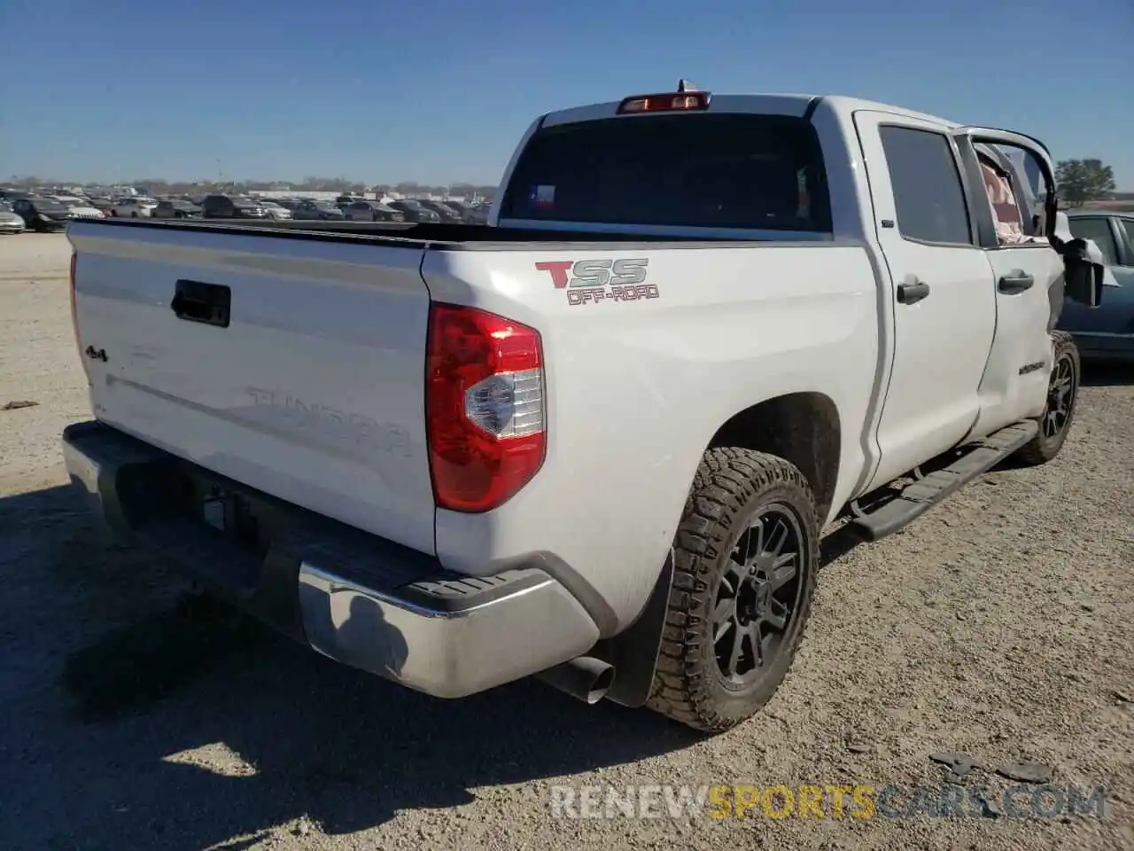 4 Photograph of a damaged car 5TFDY5F11MX993500 TOYOTA TUNDRA 2021