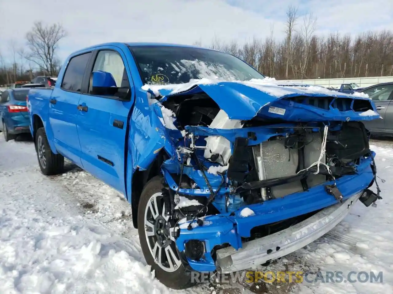 1 Photograph of a damaged car 5TFDY5F12MX012204 TOYOTA TUNDRA 2021