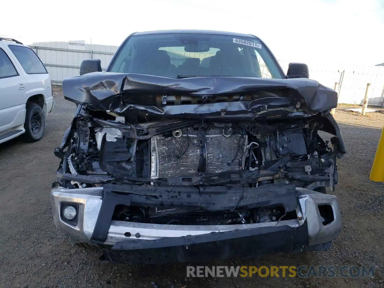 9 Photograph of a damaged car 5TFDY5F12MX023798 TOYOTA TUNDRA 2021