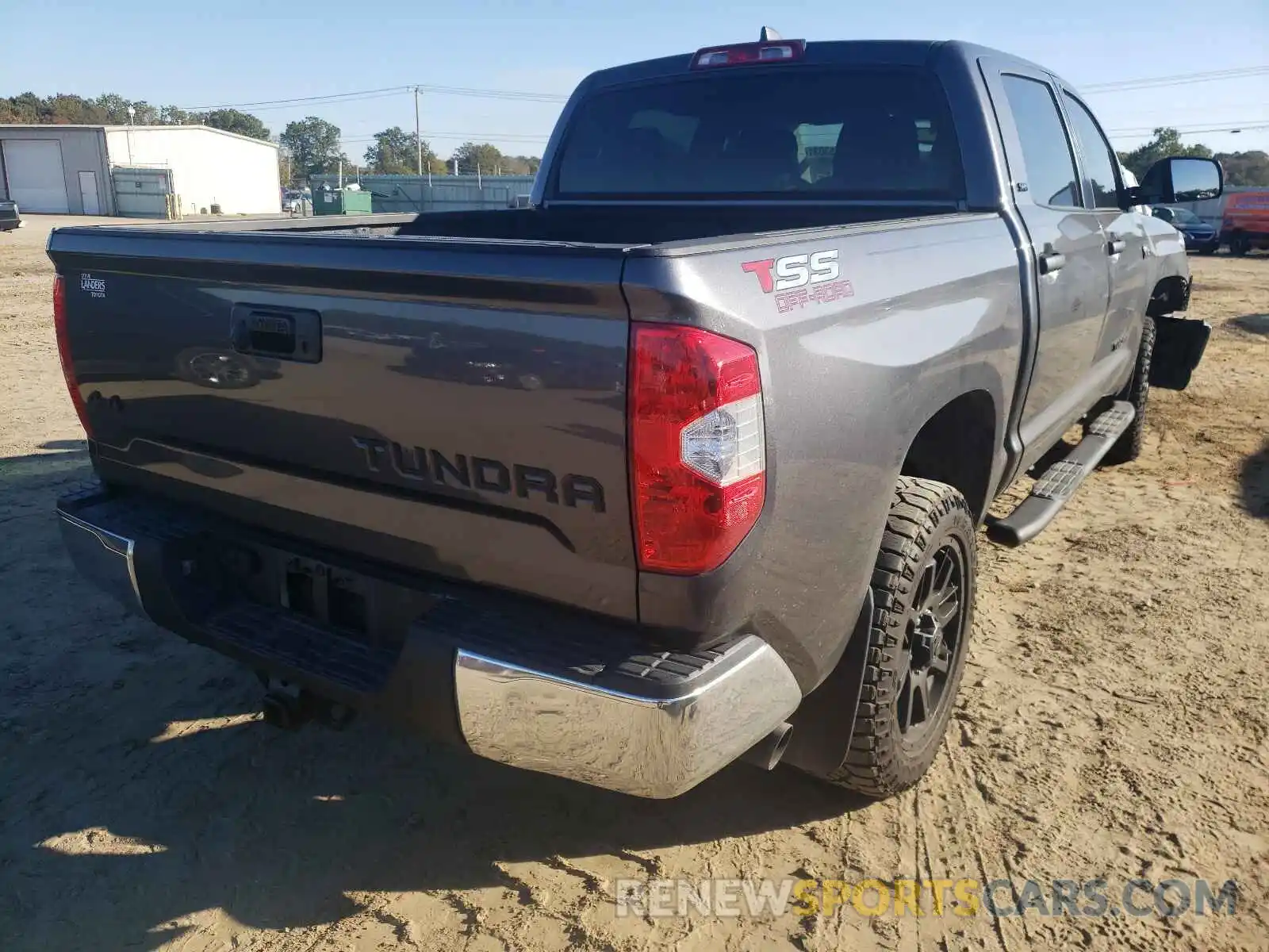 4 Photograph of a damaged car 5TFDY5F12MX970078 TOYOTA TUNDRA 2021