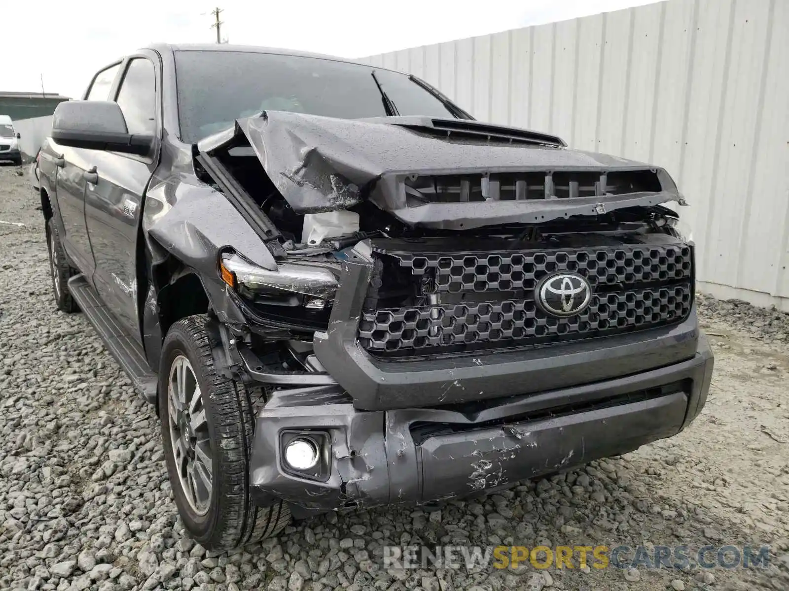 9 Photograph of a damaged car 5TFDY5F12MX976009 TOYOTA TUNDRA 2021