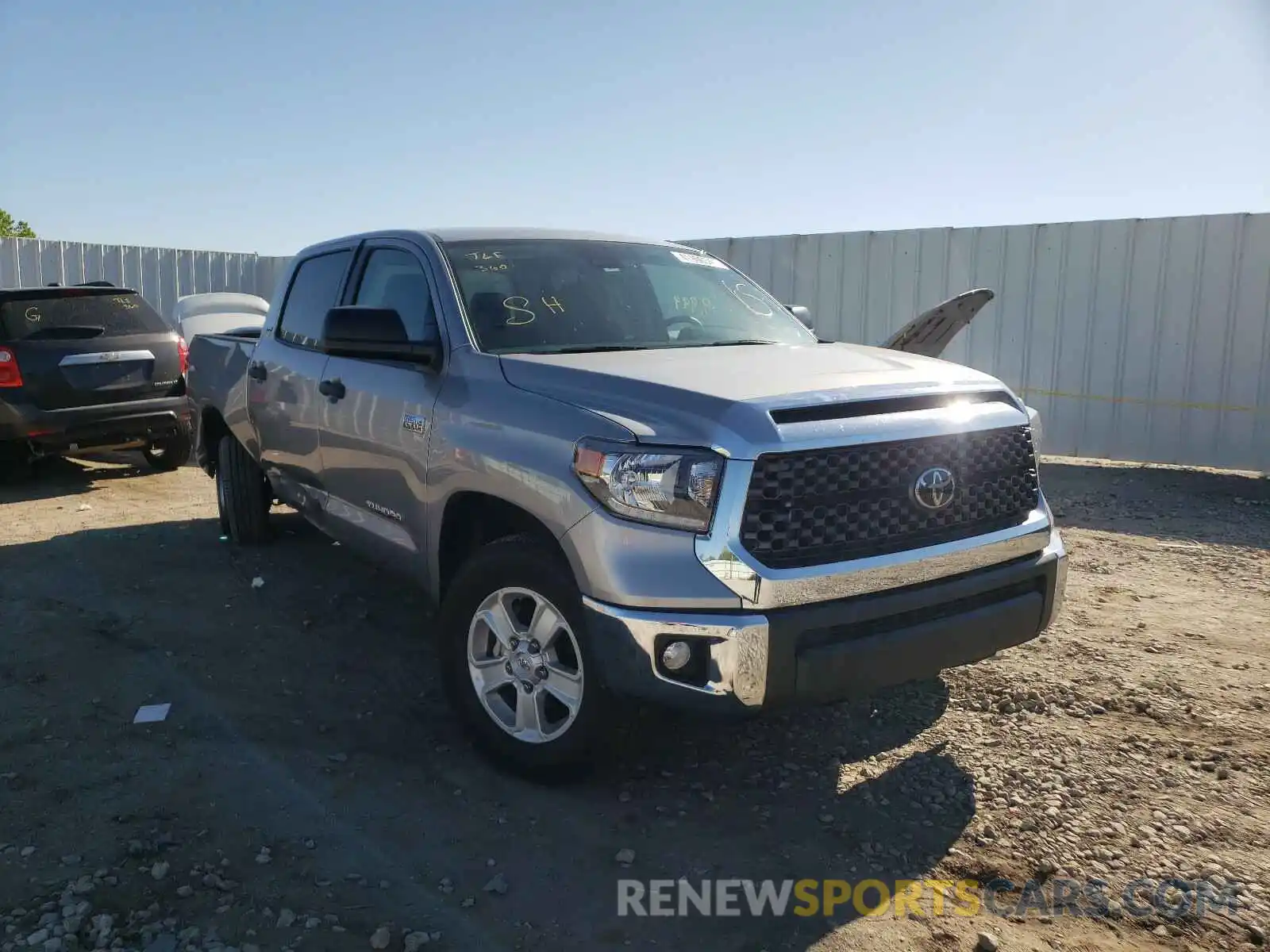 1 Photograph of a damaged car 5TFDY5F12MX979413 TOYOTA TUNDRA 2021