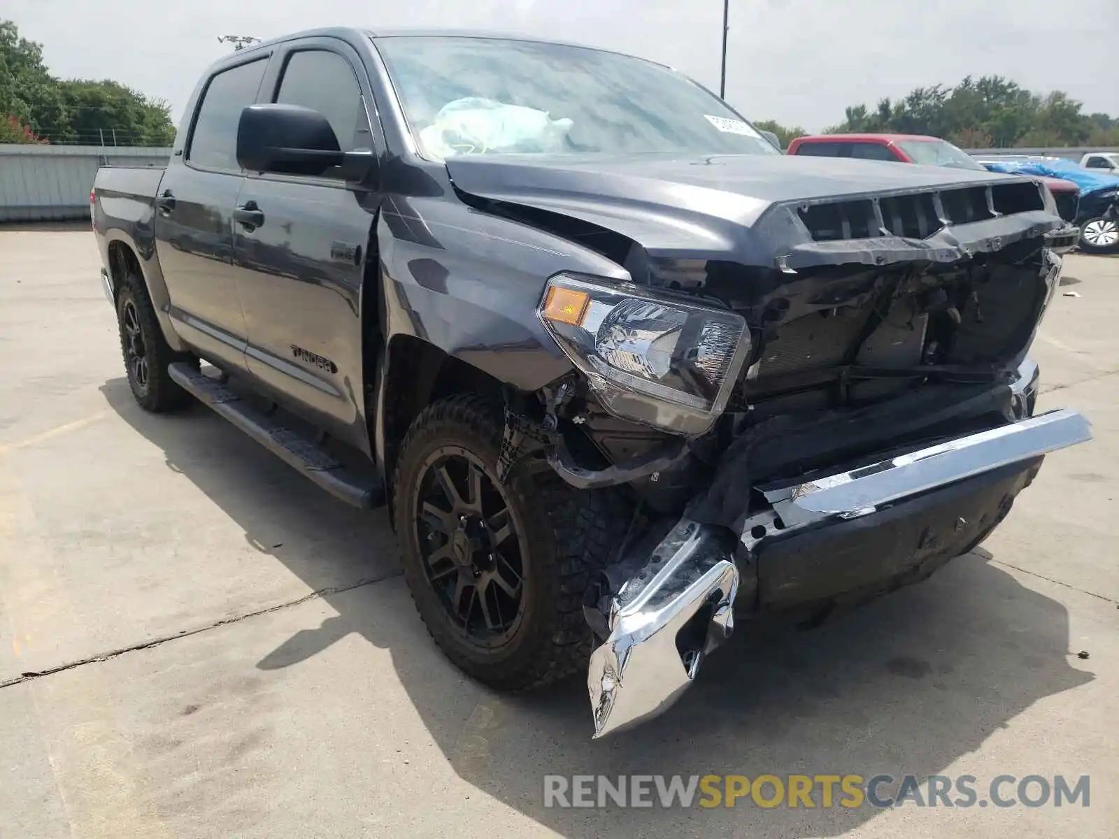 1 Photograph of a damaged car 5TFDY5F12MX994557 TOYOTA TUNDRA 2021