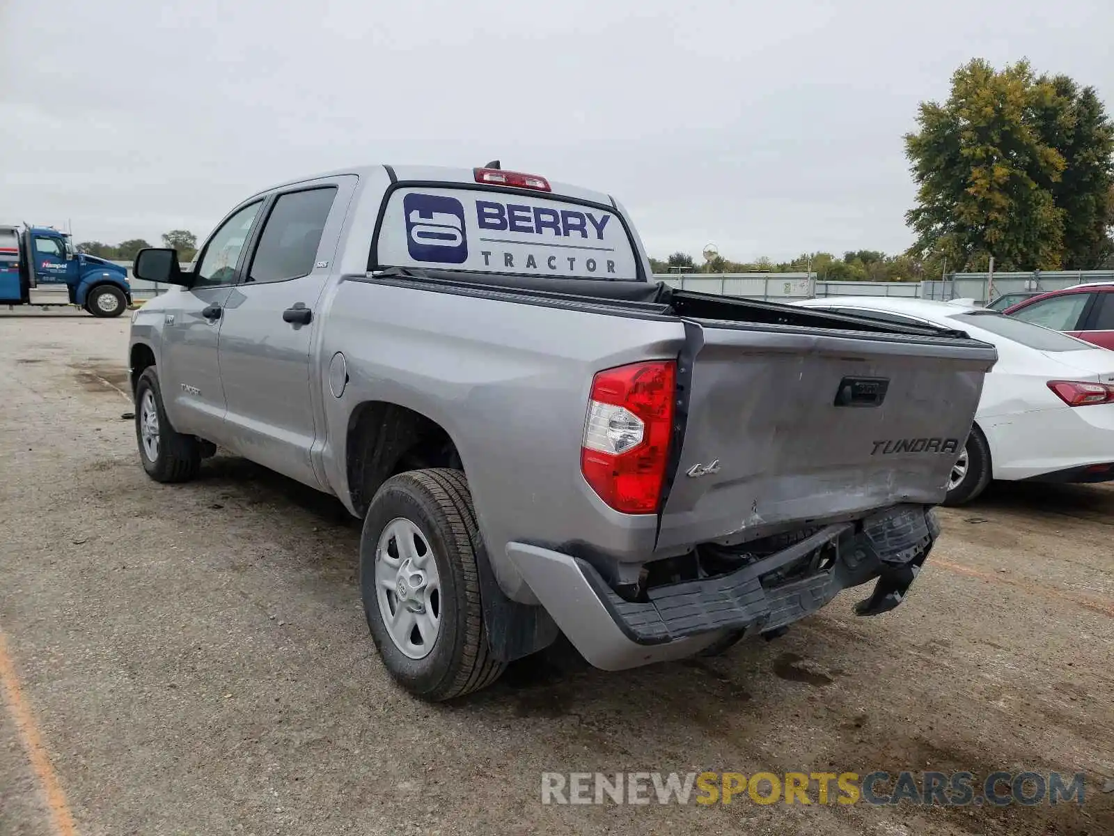 3 Photograph of a damaged car 5TFDY5F13MX013717 TOYOTA TUNDRA 2021